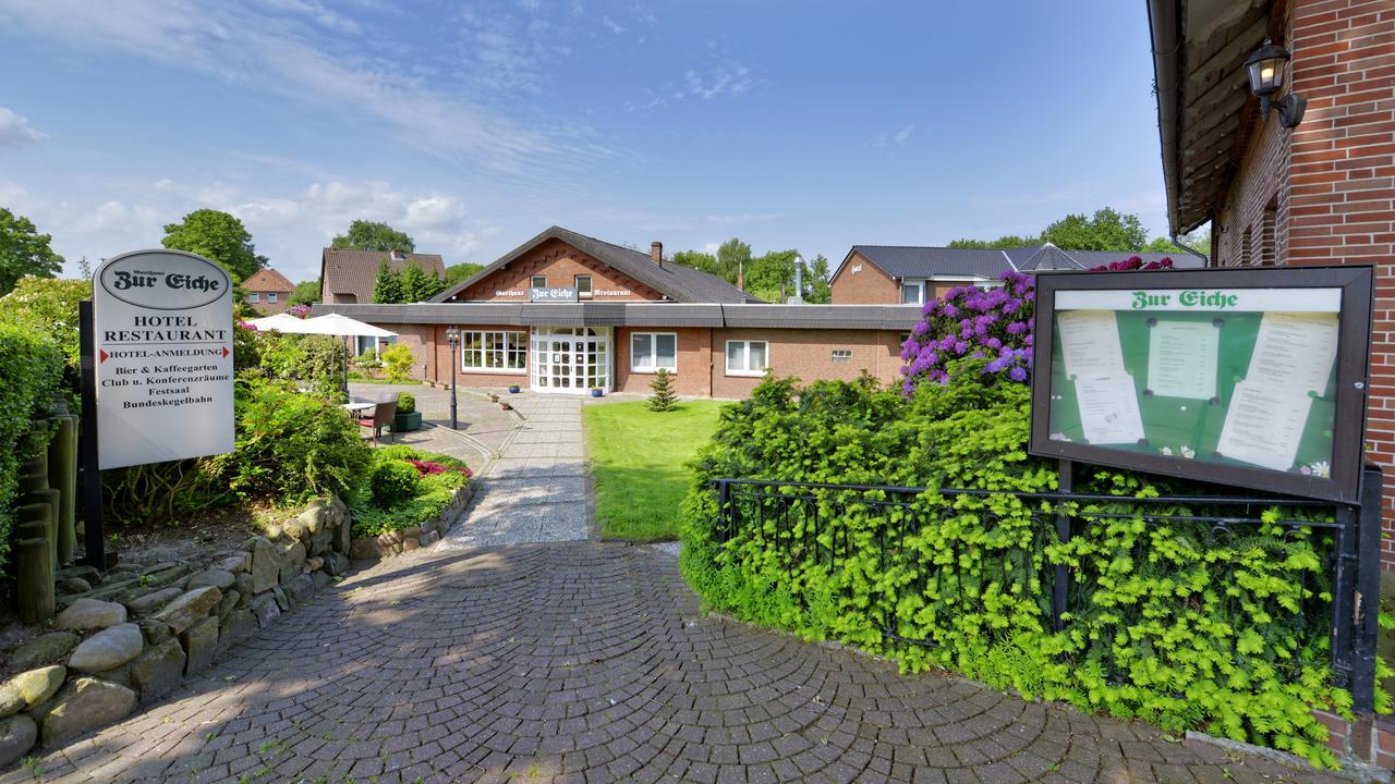 Landhotel Zur Eiche Buxtehude Extérieur photo
