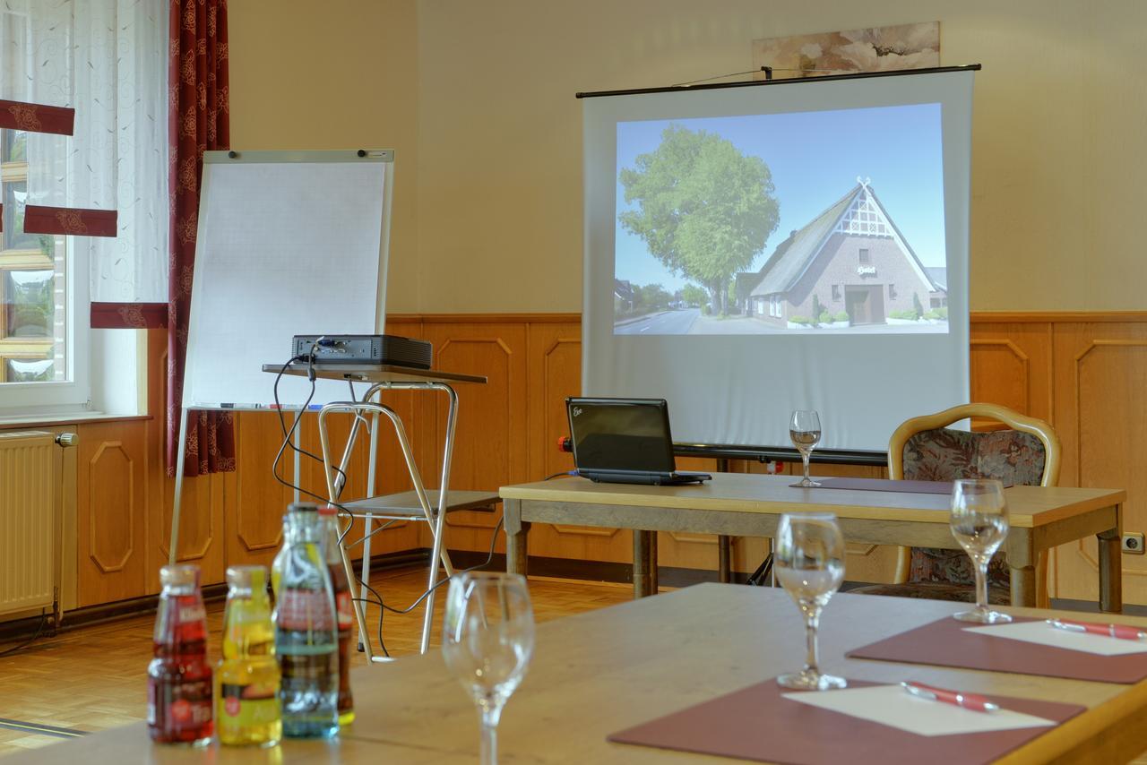 Landhotel Zur Eiche Buxtehude Extérieur photo