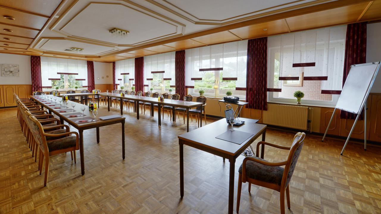 Landhotel Zur Eiche Buxtehude Extérieur photo