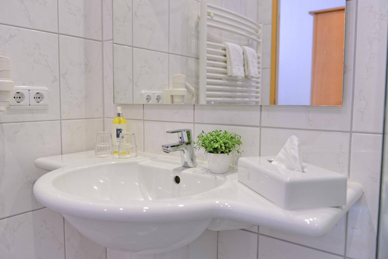 Landhotel Zur Eiche Buxtehude Extérieur photo